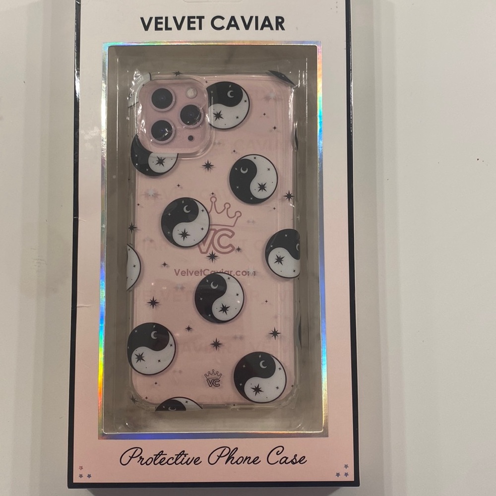 Velvet caviar - 11/Xr